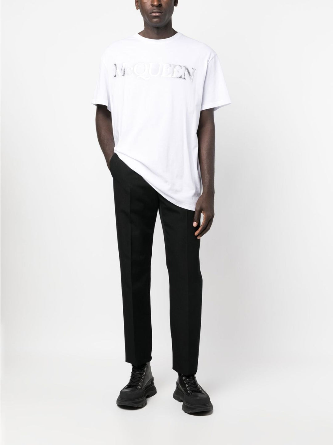 ★ ALEXANDER McQUEEN ★ Spray crush foil print logo T-shirt Alexander McQueen Spray Crush Logo Print T-Shirt in White