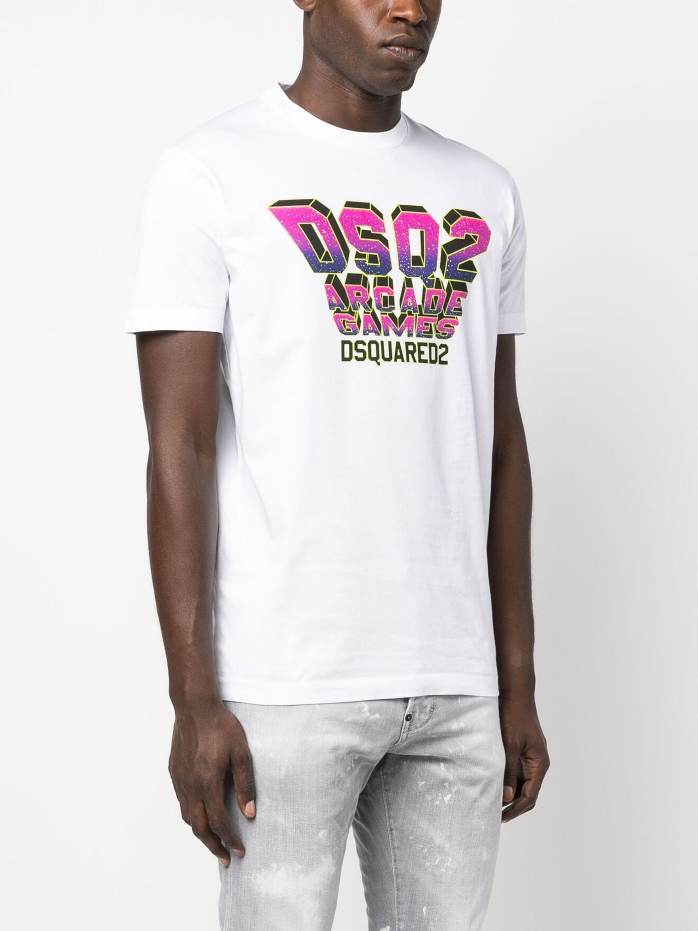 Dsquared2 – Weißes T-Shirt mit „DSQ2 Arcade Games“-Logoprint