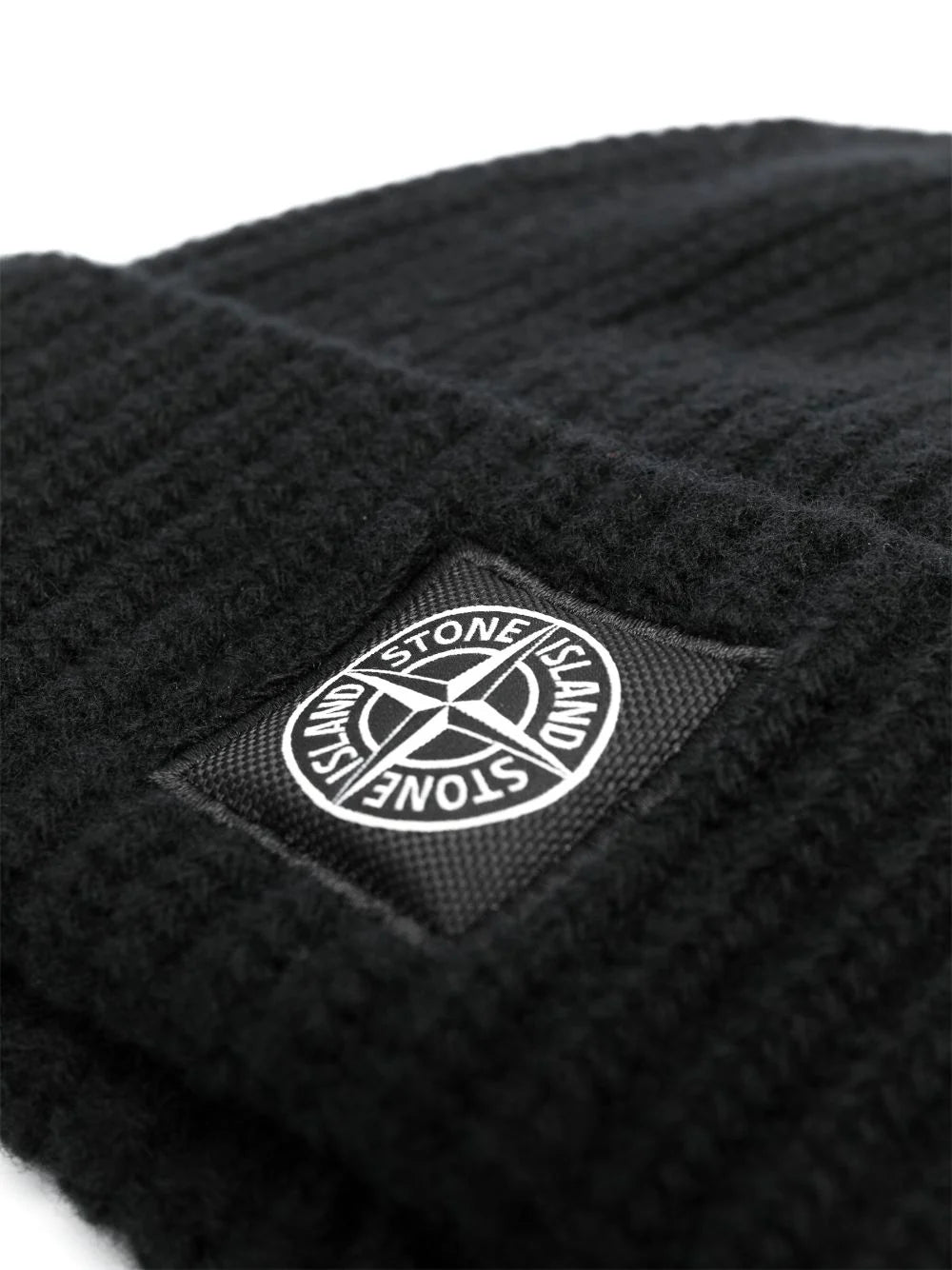 Stone Island Compass Motif Ribbed-Knit Beanie in Black
