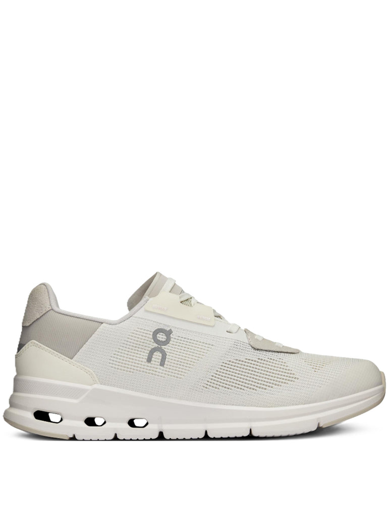 On Running Cloudrift Trainers in White Frost