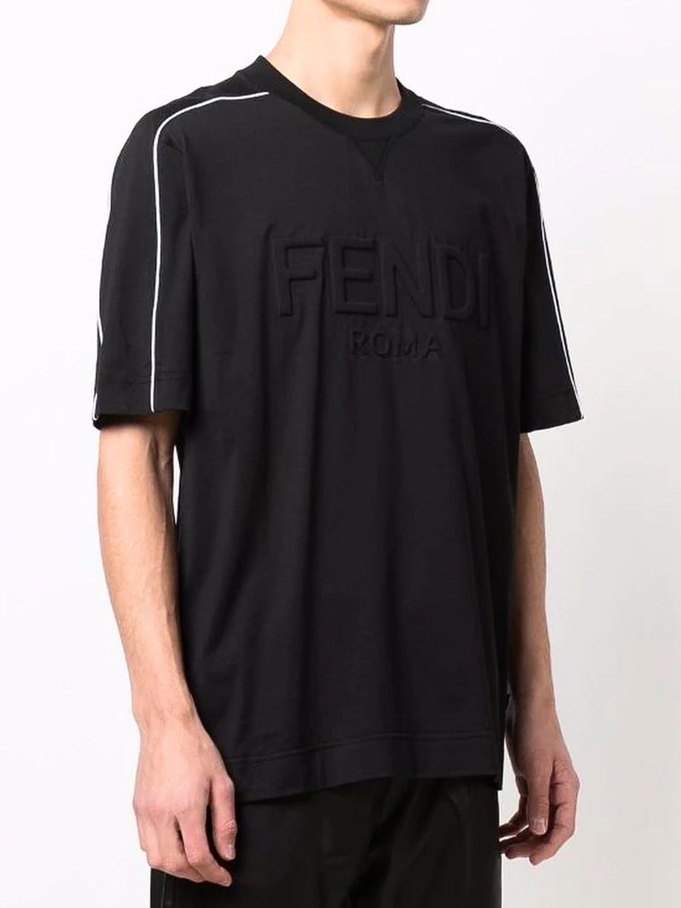 Schwarzes T-Shirt mit Rundhalsausschnitt und Fendi-Logoprägung