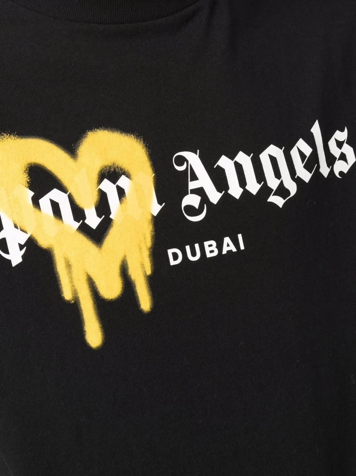 Palm Angels – Gelb besprühtes T-Shirt „Dubai Heart“ in Schwarz