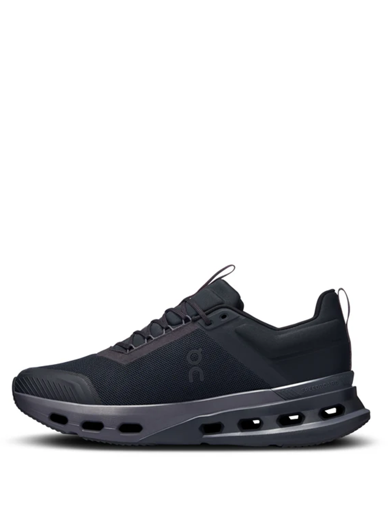 On Running CloudNova X Trainers in Black Eclipse