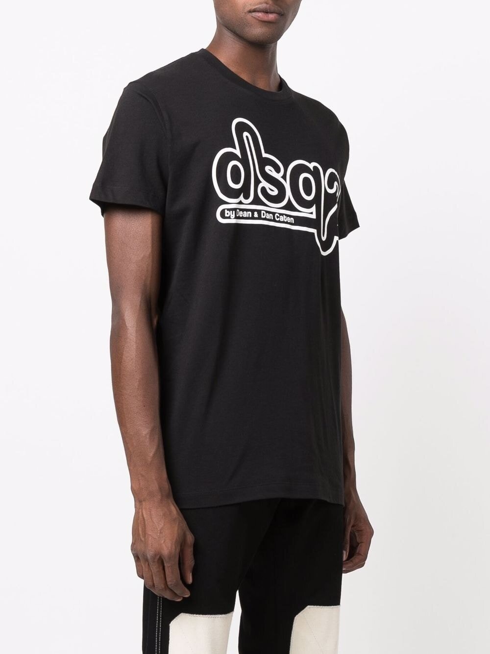 Dsquared2 dsq2 Logo T-Shirt in Black