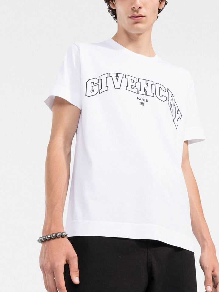 【関税込み】Givenchy ホワイト Reverse Tシャツ Givenchy Reverse Tシャツ | ホワイト | FARFETCH JP